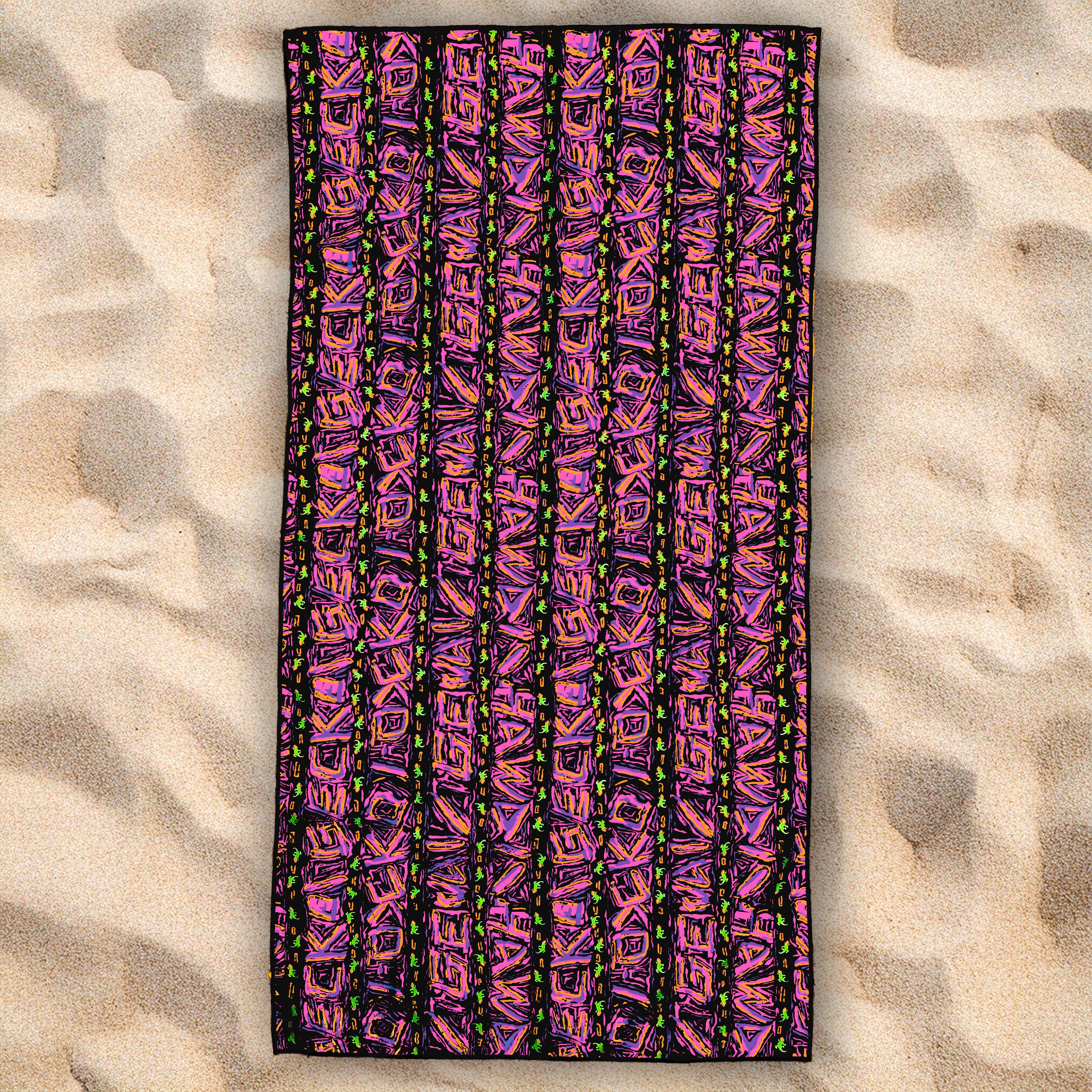 Gecko Beach Performance Car Seat Towel - Pink/Black Multi | Gecko