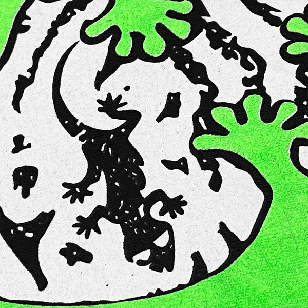 Gecko Swirl V2 - Black Cotton Tee