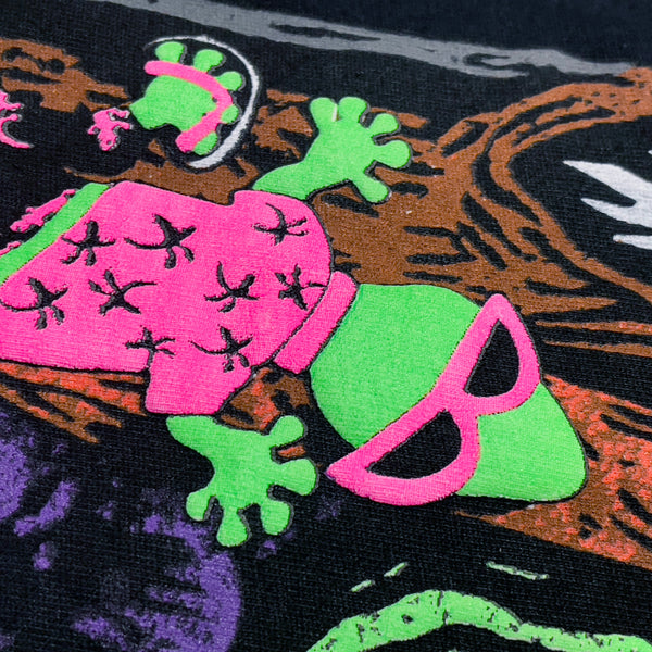 Gecko In Para-Dies - 2024 Halloween Tee