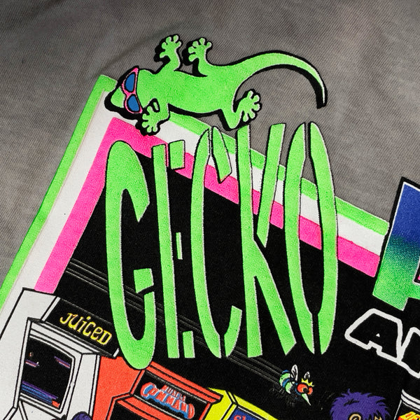 Secret Aloha Arcade Grey-to-White Hyper Tee